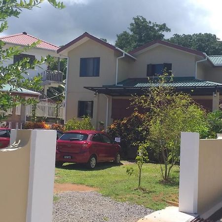 Villa Bethlehem Self-Catering Anse Boileau Exteriör bild