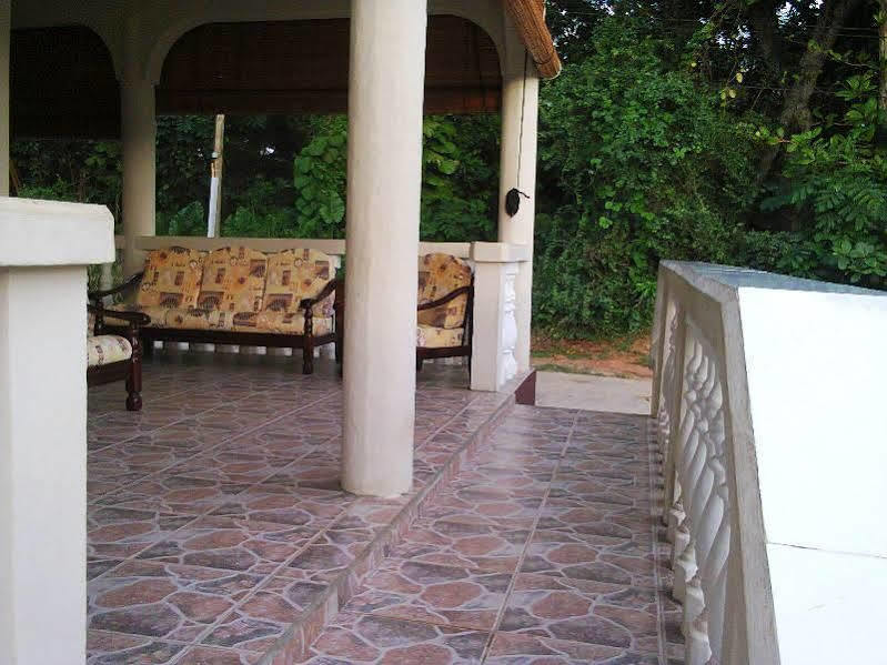 Villa Bethlehem Self-Catering Anse Boileau Exteriör bild