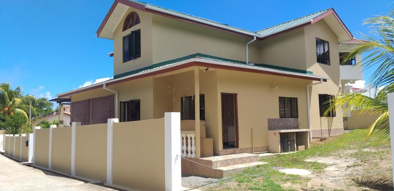 Villa Bethlehem Self-Catering Anse Boileau Exteriör bild